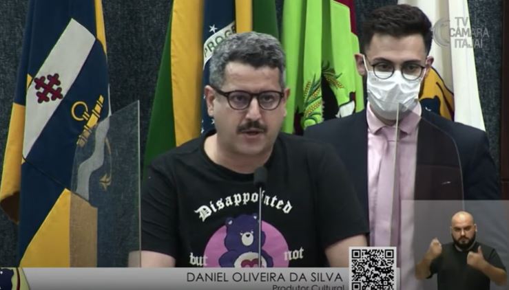 Organizador do evento “Crian&ccedil;a Viada Show” usou a tribuna na C&acirc;mara para rebater cr&iacute;ticas – Foto: C&acirc;mara de Vereadores de Itaja&iacute;/Reprodu&ccedil;&atilde;o/ND
