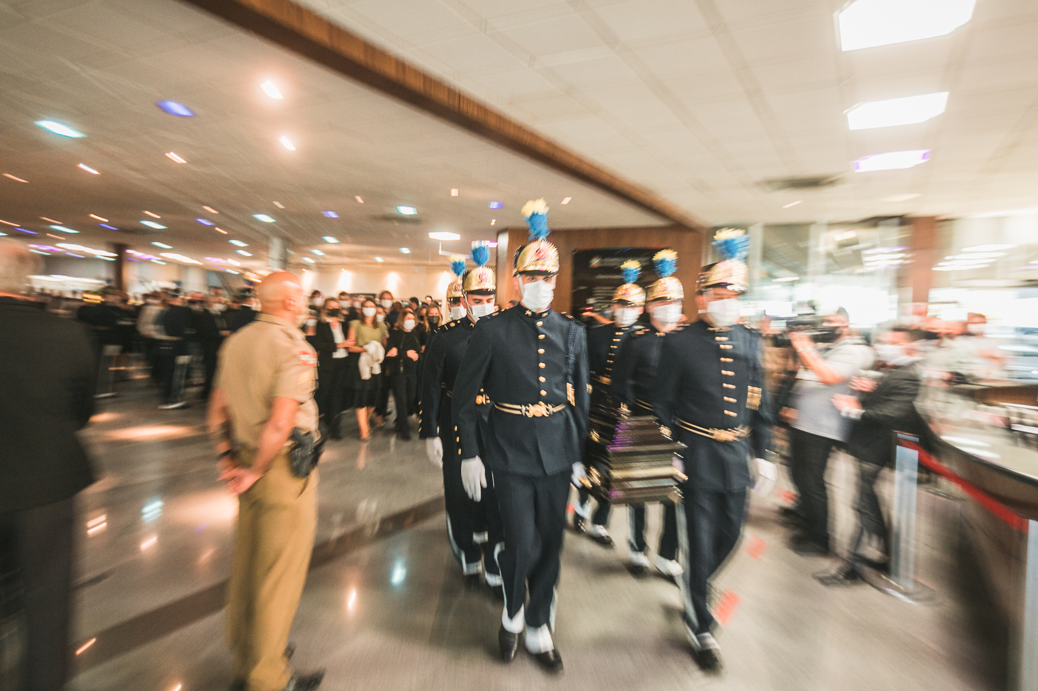 Com honras militares e velório na alesc, santa catarina se despede de maldaner