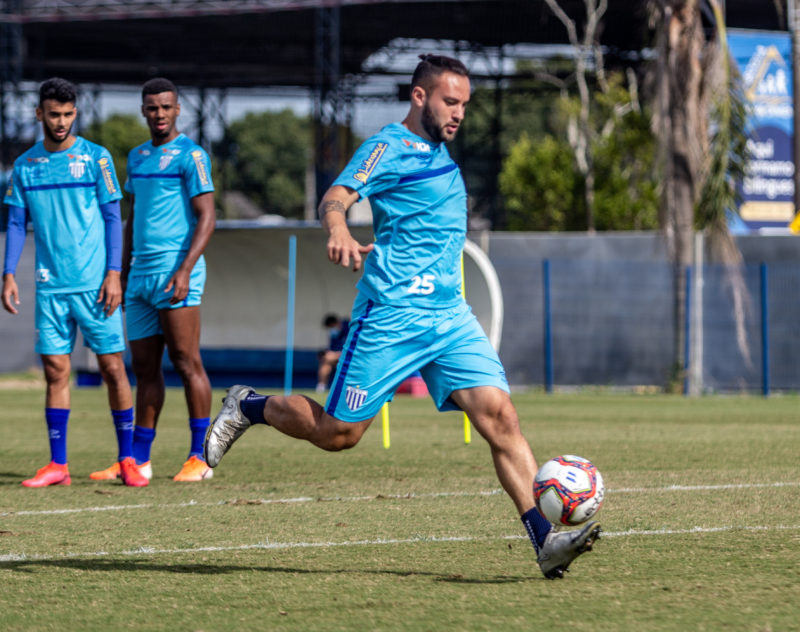 Destaque na final do Catarinense, Giovanni vive boa fase – Foto: Leandro Boeira/Avaí F.C