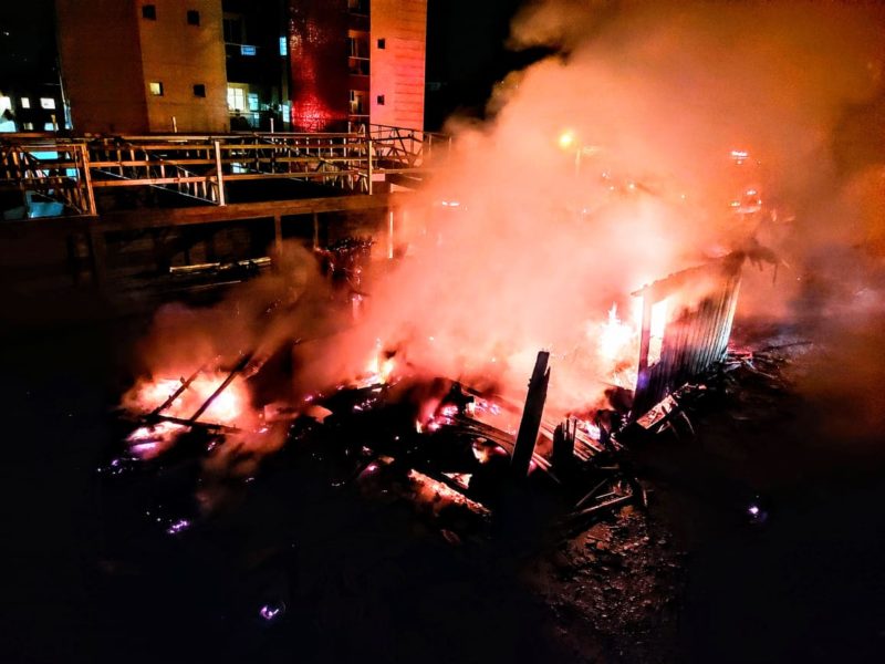 Inc&ecirc;ndio teria iniciado ap&oacute;s uma discuss&atilde;o do casal – Foto: F&aacute;bio Junkes/OCP News