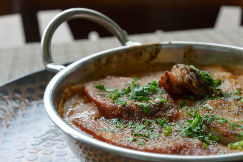 Cassoulet é uma especialidade da gastronomia francesa – Foto: Le pario/Divulgação