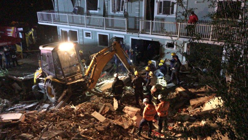 Ind&iacute;cios apontam que a explos&atilde;o que vitimou uma mulher tenha sido causada por ac&uacute;mulo de g&aacute;s – Foto: Leo Munhoz/ND