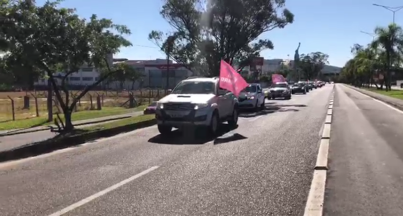 Manifestação contra Bolsonaro em Criciúma