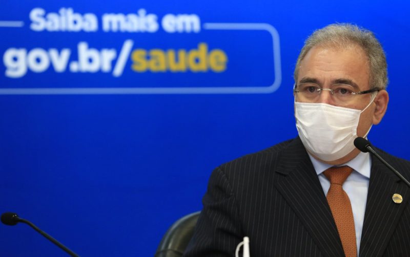 Ministro fala a partir das 14h