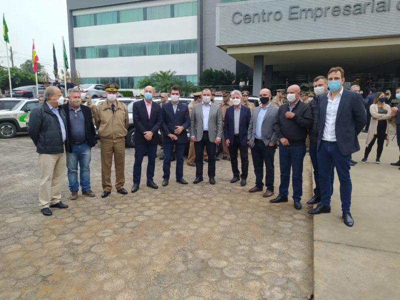 Além dos recursos, viaturas foram entregues para a Polícia Militar. – Foto: Marcus Matildes/NDTV