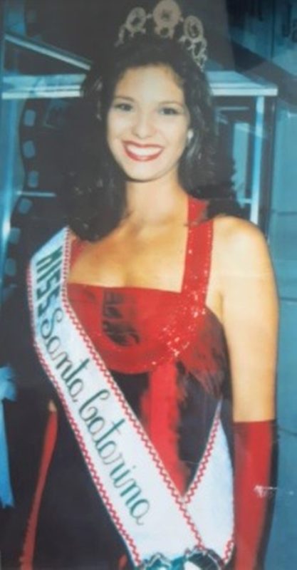 Michelle foi miss Florianópolis e miss Santa Catarina em 1999 – Foto: Divulgação/ND