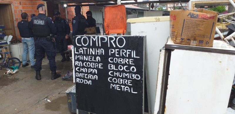 A opera&ccedil;&atilde;o busca coibir furtos de fios, cabos e ferragens – Foto: Eduardo Cristofoli/ND