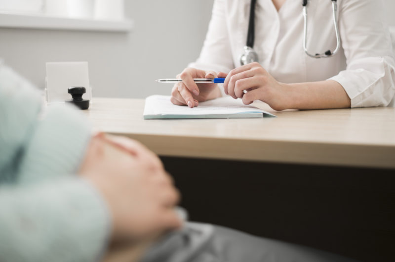 M&eacute;dicos atendem pacientes com s&iacute;dromes do p&oacute;s-Covid – Foto: Freepik