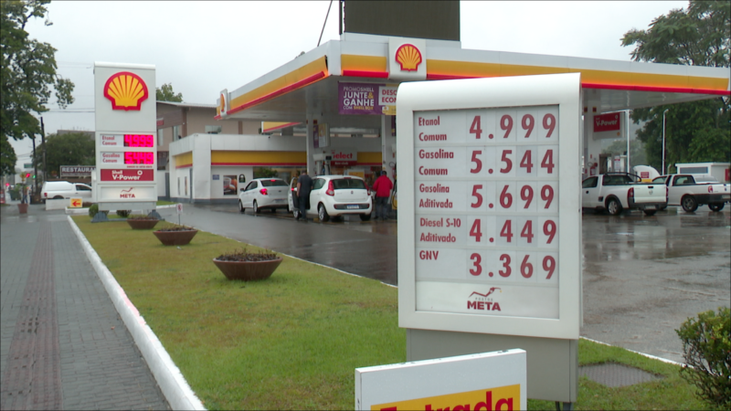 Gasolina vendida em Blumenau segue com o preço médio mais alto de SC – Foto: Adriano Raulino/NDTV