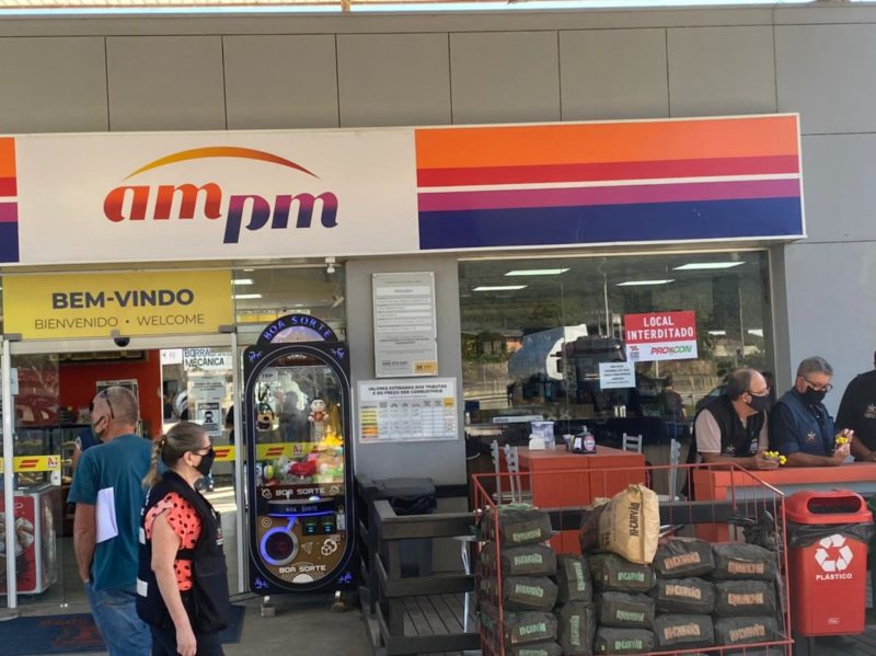 Posto de combustível foi interditado nesta segunda-feira – Foto: Procon/SC/Divulgação