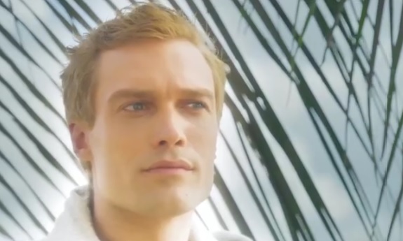 Anjo Gabriel aparece para Agar no deserto no cap&iacute;tulo desta segunda (17) – Foto: Reprodu&ccedil;&atilde;o/ R7