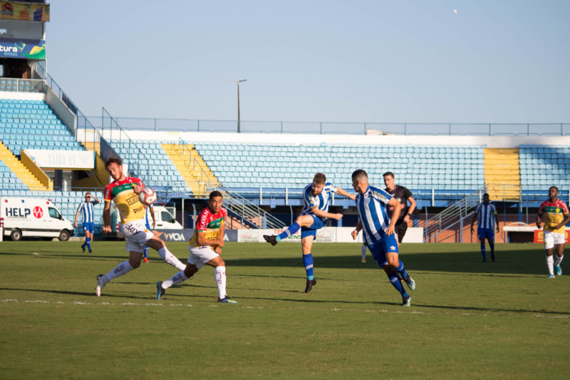 Onde assistir ao vivo a Brusque x Avaí, pela semifinal do Campeonato  Catarinense?