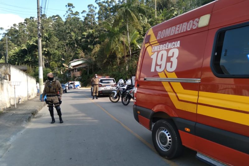 Adolescente atira na cabe&ccedil;a do pr&oacute;prio pai ap&oacute;s discuss&atilde;o em Brusque – Foto: Pedro Paulo Angioletti/R&aacute;dio Araguaia