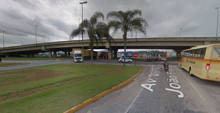 Desapropriações no trevo da BR-101 entre Itajaí e Brusque já tem data para iniciar – Foto: Google/Reprodução