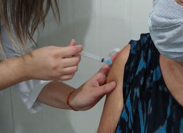Blumenau abre agendamento para vacinar pessoas com comorbidades neste domingo