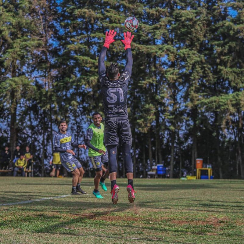 Cascavel vem embalado pela boa campanha no Paranaense e é o primeiro adversário do JEC na competição – Foto: FC Cascavel/Divulgação/ND