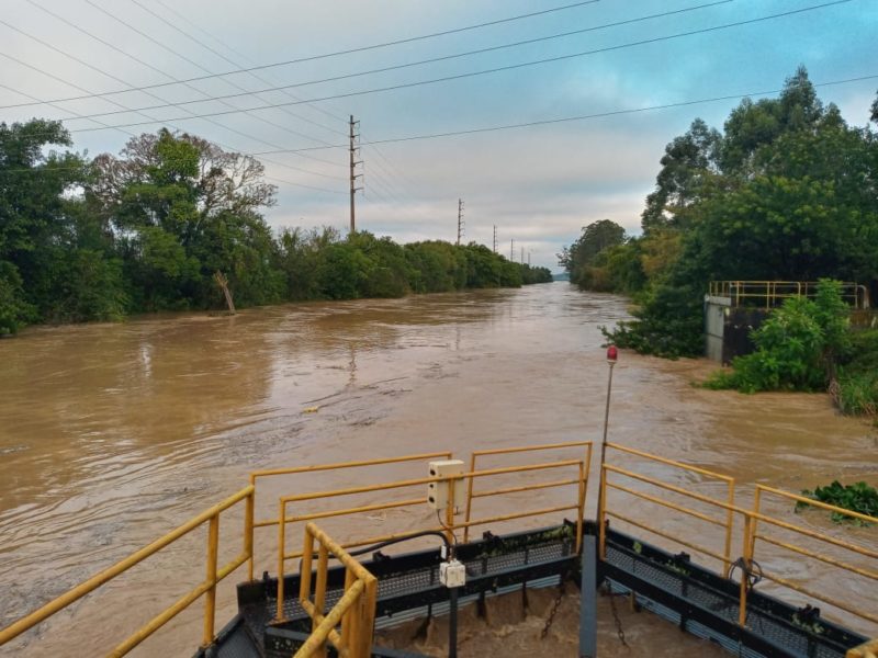 A área mais afetada foi o Limoeiro, onde a ETA precisou ser paralisada – Foto: Semasa/Divulgação