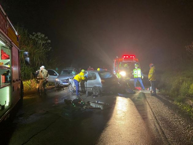 Quatro pessoas morreram em grave acidente registrado em Bom Jesus, no Oeste catarinense – Foto: Corpo de Bombeiros/Divulga&ccedil;&atilde;o/ND