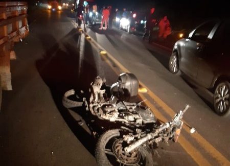Motociclista de 43 anos morre após acidente com caminhão na SC-108 – Foto: Reprodução/ND