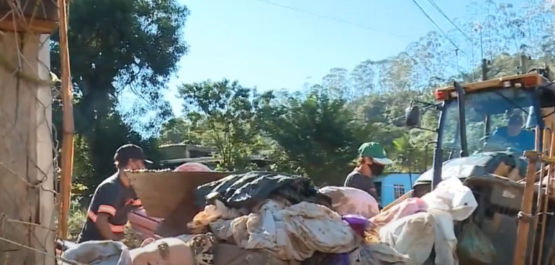 Bairro Brilhante foi o mais afetado pela enxurrada no município – Foto: Reprodução/NDTV RecordTV
