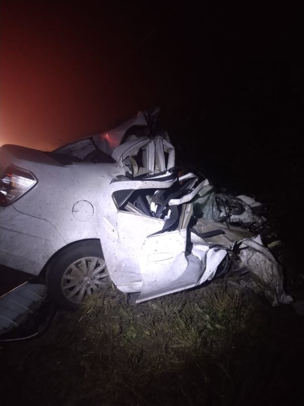 Motorista não resistiu aos ferimentos e morreu no local – Foto: PMRv/Divulgação