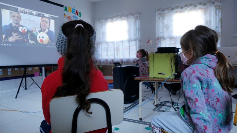 "Centopeia de Rodinhas" foi apresentado em 35 escolas da região de Joinville
