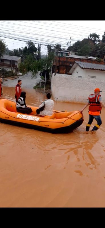 Segundo a prefeitura de Camboriú, alagamentos na cidade ocorreram entre as 14h e 18h, sobretudo nas localidades mais baixas do município – Foto: Defesa Civil Camboriú/Divulgação/ND