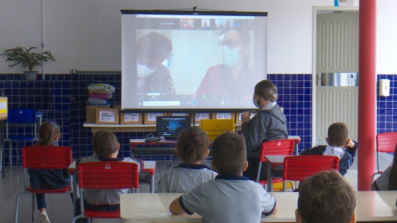 Alunos aprendem a prevenir a dengue na escola – Foto: Jonathan Rocha/NDTV
