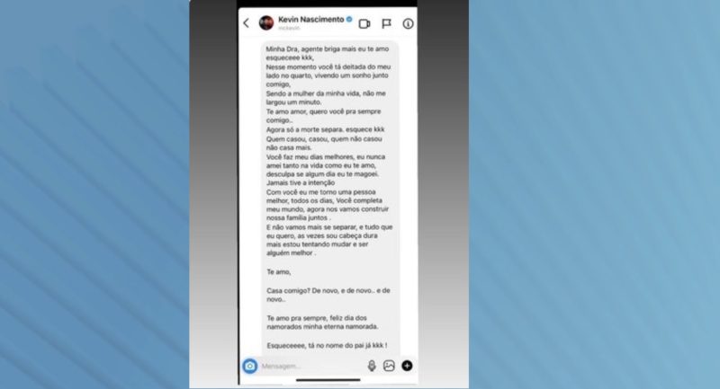 Deolane Bezerra mostra a mensagem de MC Kevin para a empresa que entregou a homenagem encomendada para ela no Dia dos Namorados – Foto: Reprodução/Redes Sociais