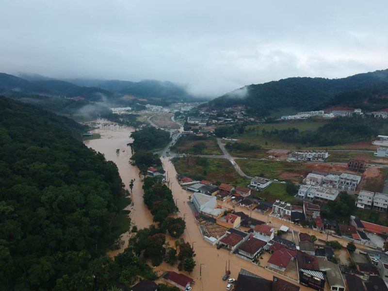 Forte chuva causa alagamentos em várias regiões de Brusque – Foto: Divulgação/Defesa Civil de Brusque/ND