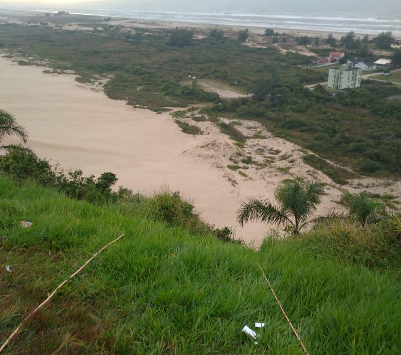 Rampa de voo livre fica localizada na praia de Morro dos Conventos em Araranguá – Foto: Divulgação/Corpo de Bombeiros/ND