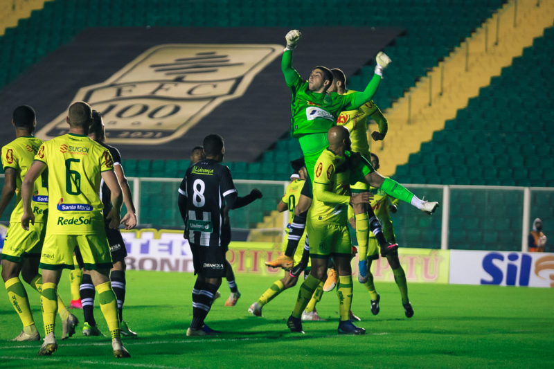 Empates n&atilde;o v&atilde;o levar o Figueirense para lugar nenhum nesta s&eacute;rie C – Foto: Patrick Floriani/FFC
