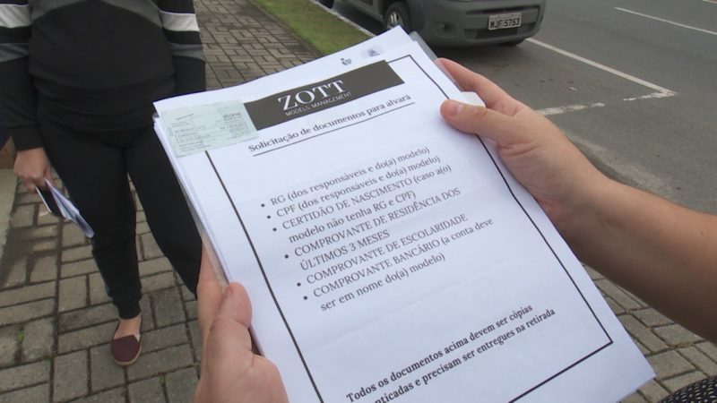 Vítimas fecharam contrato e pagaram à agência – Foto: Alfa Stofelli/NDTV
