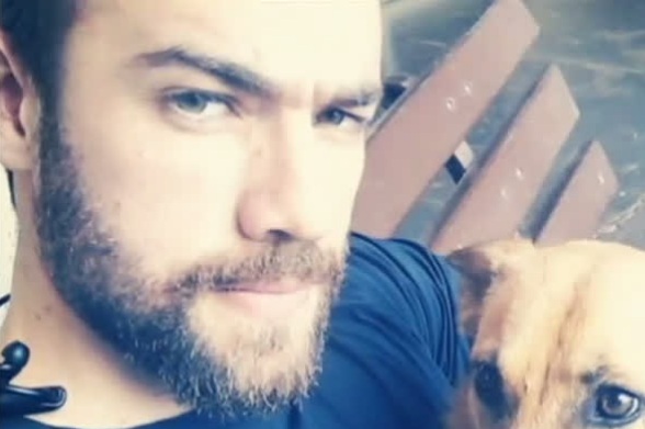 Lucas Valen&ccedil;a &eacute; considerado o “hipster da federal” – Foto: Reprodu&ccedil;&atilde;o/Record TV