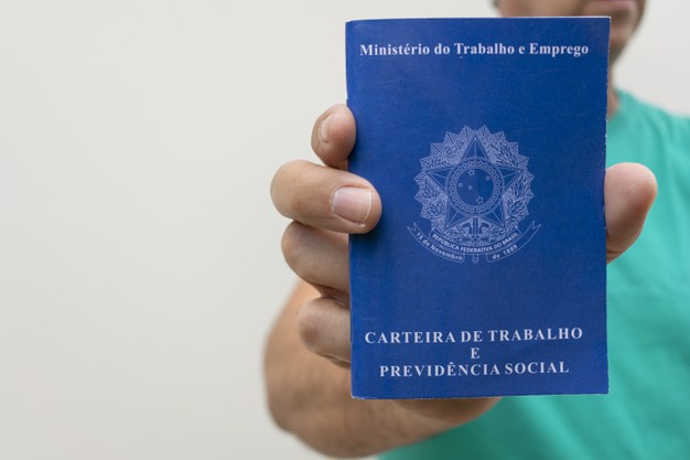 SC oferece 5.328 vagas de emprego e 111 são para pessoas com deficiência
