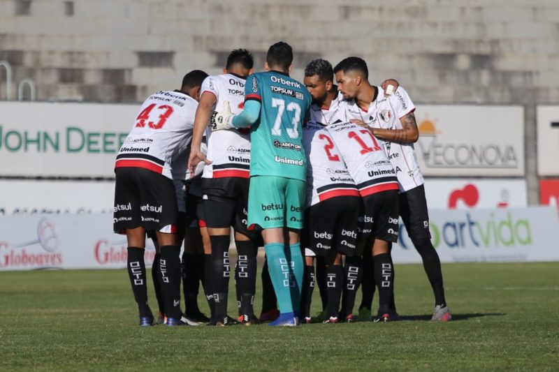 Com três gols no segundo tempo, JEC arranca empate no Paraná – Foto: Felipe Fachini / FC Cascavel