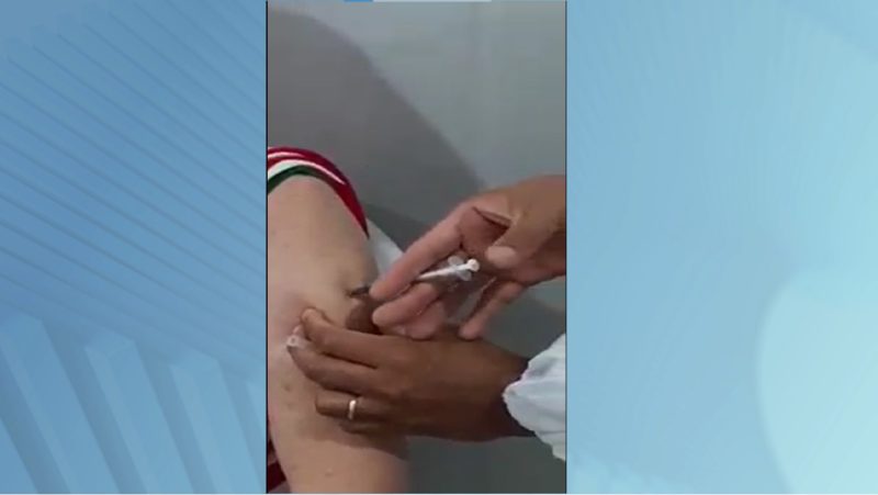 Vídeo mostra má aplicação da vacina