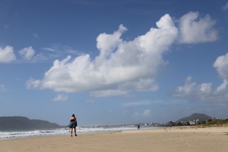 A obra na praia dos Ingleses deve ser finalizada até o início de julho – Foto: PMF/Divulgação/ND