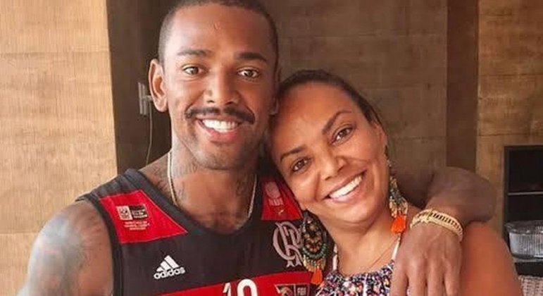 Mãe de Nego do Borel, Roseli Viana, foi indiciada por violência doméstica – Foto: Reprodução/Internet