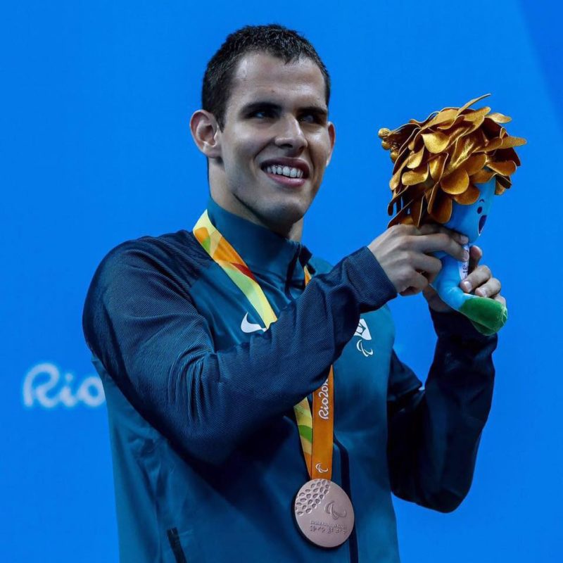 Matheus Rheine (nata&ccedil;&atilde;o paral&iacute;mpica) tem 28 anos e &eacute; natural de Brusque, no Vale do Itaja&iacute;. – Foto: Reprodu&ccedil;&atilde;o/Redes Sociais/ND