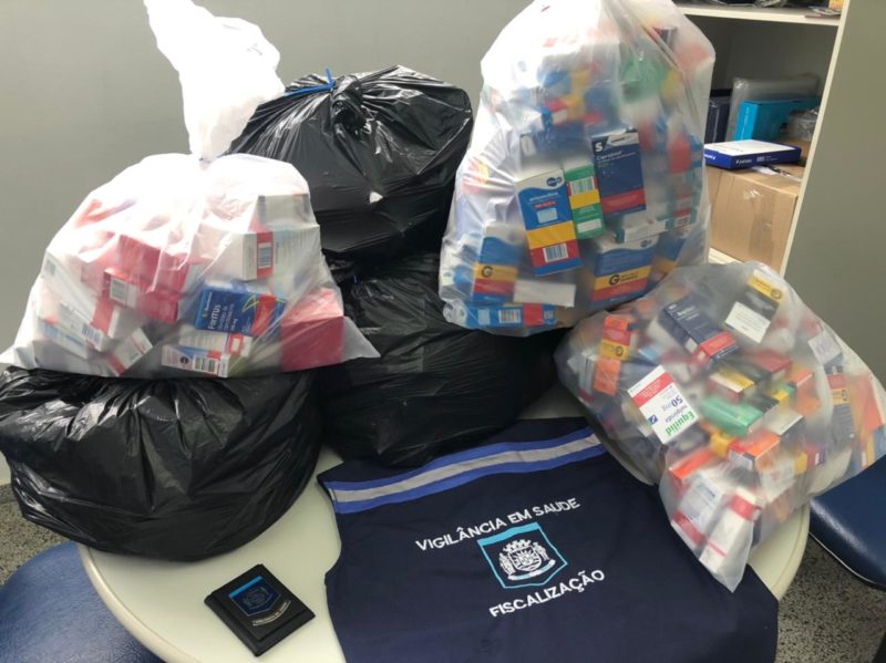 Mais de mil caixas de medicamentos foram apreendidos nesta terça-feira – Foto: PMF/Divulgação/ND