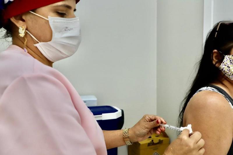 Florian&oacute;polis vacinou, at&eacute; esta quarta-feira (23), 220.959 pessoas com a primeira dose do imunizante contra a Covid-19 – Foto: Leonardo Sousa/PMF/Divulga&ccedil;&atilde;o/ND