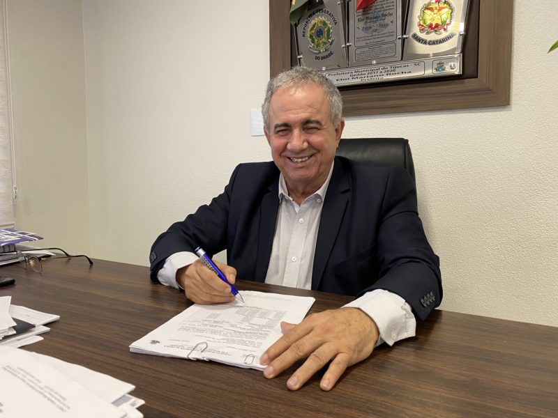 Prefeito Elói Mariano Rocha: Tijucas viverá décadas de muito desenvolvimento – Foto: PMT/Divulgação/ND