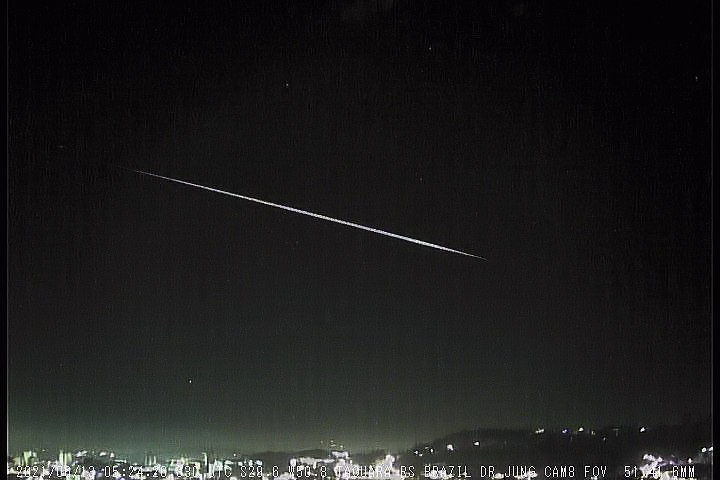 É comum meteoros serem visualizados no Norte de SC atualmente