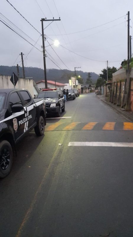 Operação foi deflagrada na manhã desta quarta-feira (9)