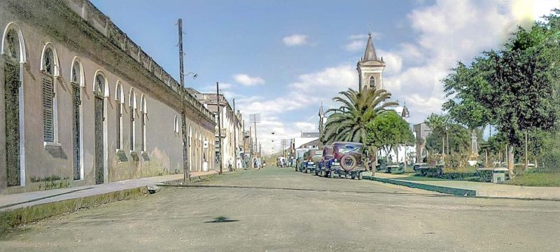 A Rua Hercílio Luz é uma parte do coração de Itajaí. Localizada bem no Centro da cidade, o calçadão concentra, além de lojas, museus, órgãos públicos e prédios históricos – Foto: Itajaí de Antigamente/Facebook/Reprodução