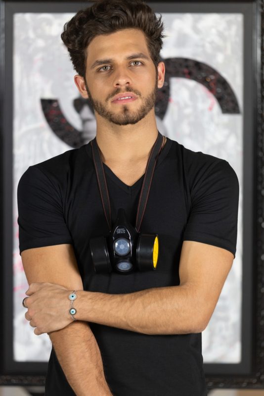 Artista autodidata, Sami cresceu com liberdade para criar – Foto: Divulgação/ND