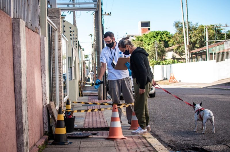 Programa também oferece consultoria técnica e gratuita, que analisa se o esgoto do imóvel está ligado de forma correta ou não à rede, com prazo para regularização & # 8211; Foto: PMF / Divulgação / ND