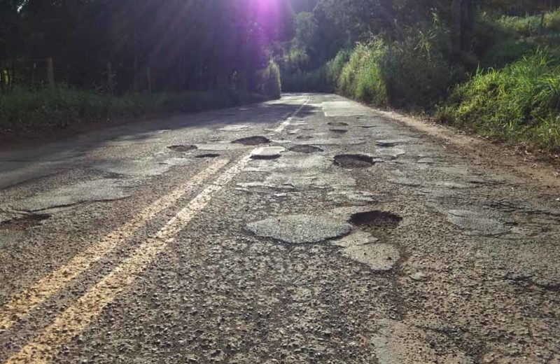 SC-305- Campo Erê-São Lourenço é outra lástima – Foto: sc 305