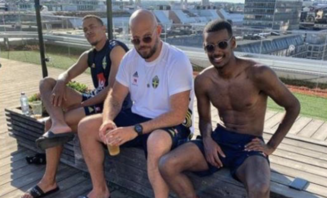 Sele&ccedil;&atilde;o da Su&eacute;cia se envolveu em pol&ecirc;mica sobre cerveja – Foto: Reprodu&ccedil;&atilde;o Youtube